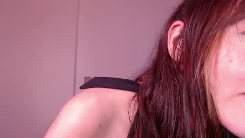 carmennrusso online show from June 4, 2026, 4:51 am