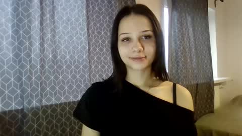 CarmenxAmore online show from December 22, 2025, 7:27 am