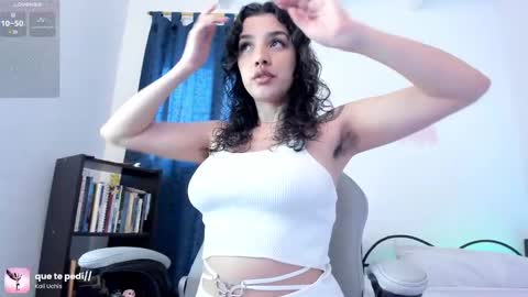 Snapshot of carmesix__ chatting on January 27, 2025, 10:38 pm carmesix__ online show from January 27, 2025, 10:38 pm