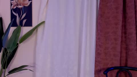CARMILLA ROSS online show from July 14, 2026, 12:57 am