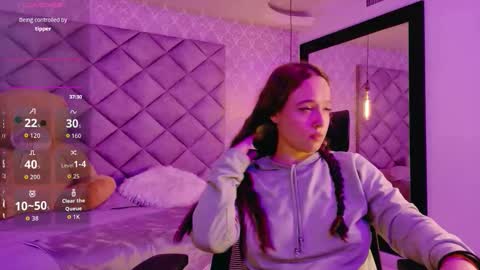 caro_adams1 online show from February 20, 2026, 10:49 am