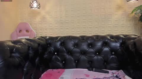 carolina online show from September 14, 2025, 2:11 am