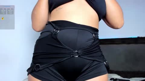 Snapshot of carol100597 chatting on October 10, 2025, 12:20 am karol online show from October 10, 2025, 12:20 am