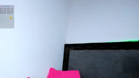 Snapshot of carol100597 chatting on October 21, 2025, 2:12 am karol online show from October 21, 2025, 2:12 am