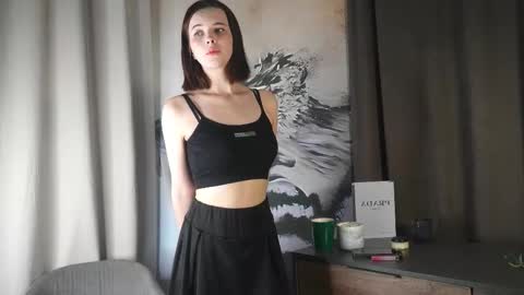 Snapshot of carolannkrager chatting on October 6, 2025, 11:40 am Hi Im Stasy Glad to see you in my room PVT is open online show from October 6, 2025, 11:40 am