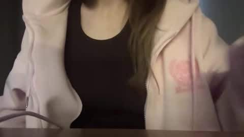 Snapshot of carolecronan chatting on February 24, 2026, 6:11 am Lisa online show from February 24, 2026, 6:11 am