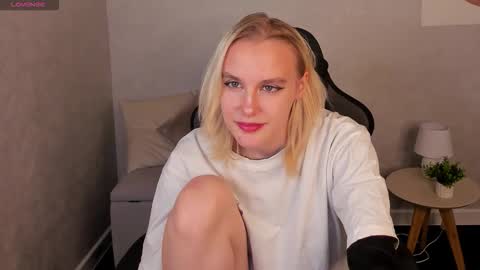 Carol online show from October 22, 2025, 4:57 am