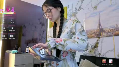 CAROLINA  online show from May 26, 2026, 10:39 pm