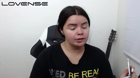 Snapshot of carolina_lee12 chatting on October 6, 2025, 1:25 am carolina online show from October 6, 2025, 1:25 am