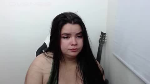 Snapshot of carolina_lee12 chatting on October 21, 2025, 2:12 am carolina online show from October 21, 2025, 2:12 am