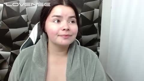 Snapshot of carolina_lee12 chatting on August 1, 2026, 1:16 am carolina online show from August 1, 2026, 1:16 am
