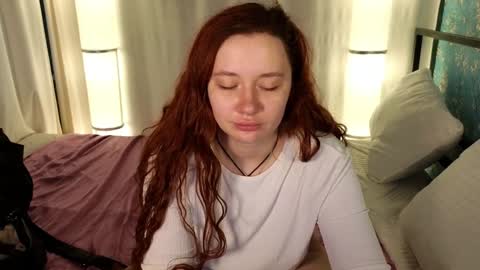 Snapshot of carolina_winter chatting on December 4, 2024, 7:39 am Mira online show from December 4, 2024, 7:39 am