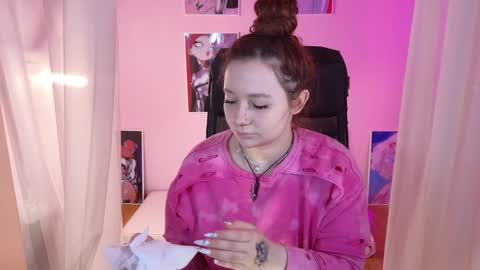 Snapshot of carolina_winter chatting on December 11, 2024, 5:32 am Mira online show from December 11, 2024, 5:32 am