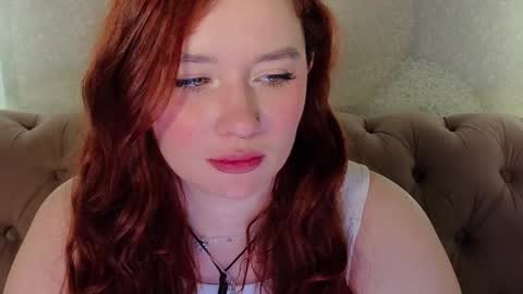 Snapshot of carolina_winter chatting on December 22, 2024, 11:33 am Mira online show from December 22, 2024, 11:33 am