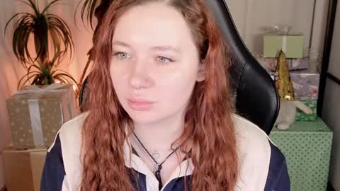 Snapshot of carolina_winter chatting on December 25, 2024, 5:37 am Mira online show from December 25, 2024, 5:37 am