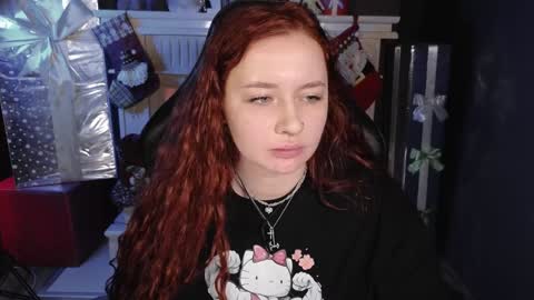 Snapshot of carolina_winter chatting on December 31, 2024, 5:33 am Mira online show from December 31, 2024, 5:33 am