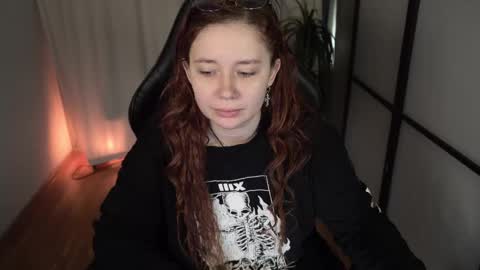 Snapshot of carolina_winter chatting on February 13, 2025, 5:37 am Mira online show from February 13, 2025, 5:37 am