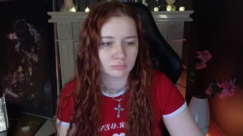Snapshot of carolina_winter chatting on March 11, 2025, 12:50 pm Mira online show from March 11, 2025, 12:50 pm