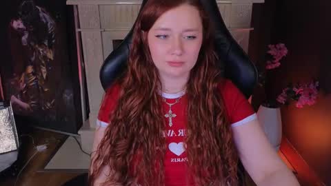Snapshot of carolina_winter chatting on March 11, 2025, 7:14 pm Mira online show from March 11, 2025, 7:14 pm
