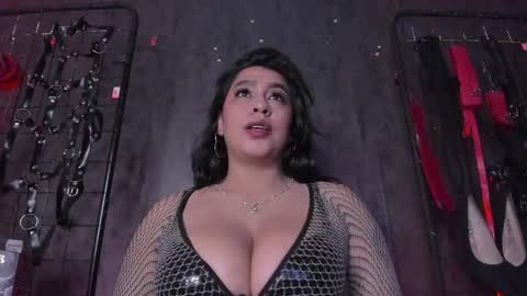 carolina online show from October 12, 2025, 6:29 pm