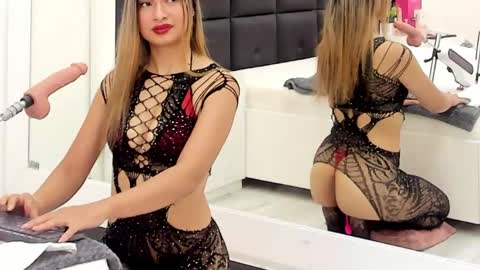    online show from April 21, 2026, 12:55 pm