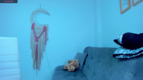 Carolina online show from October 11, 2025, 12:04 pm