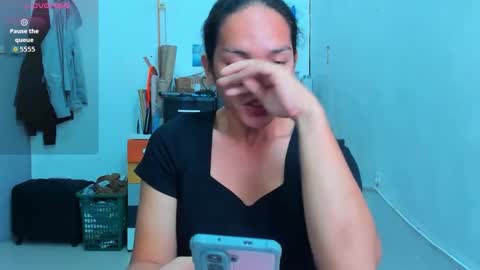 caroline_east online show from March 2, 2026, 5:41 am