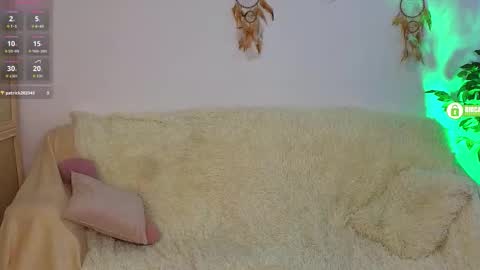 Snapshot of caroline_hey chatting on March 1, 2026, 10:50 am Mary and Carol online show from March 1, 2026, 10:50 am