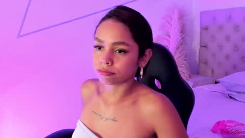 Caroline online show from March 9, 2026, 2:37 am