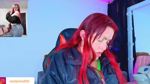 Carolinhe  online show from November 5, 2025, 8:31 pm