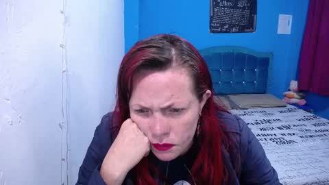 Carolinhe  online show from February 17, 2026, 8:33 am