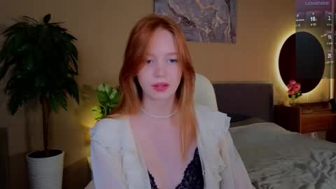 Caro online show from September 18, 2025, 2:08 pm