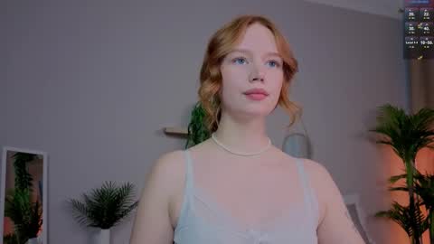 Caro online show from September 25, 2025, 2:21 pm