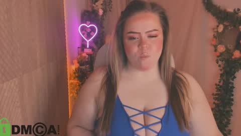 caroll_li online show from February 6, 2025, 9:28 pm