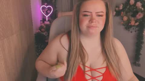 caroll_li online show from March 7, 2025, 9:17 pm