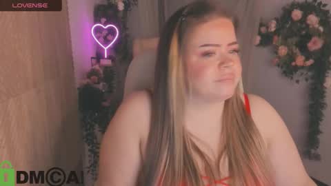 caroll_li online show from March 10, 2025, 2:39 am