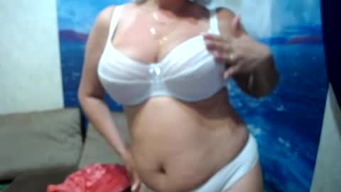 VicunaCool online show from July 3, 2026, 12:22 pm