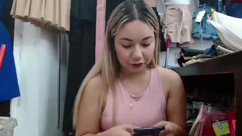 caroo0615 online show from October 20, 2025, 11:27 pm