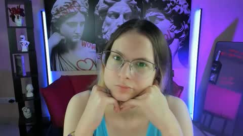 Snapshot of carrie_roses chatting on September 23, 2025, 4:26 am carrie_roses online show from September 23, 2025, 4:26 am