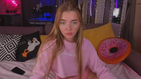 carriebradshawww online show from May 18, 2026, 8:25 pm