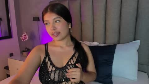 Snapshot of carriepink_ chatting on October 2, 2025, 11:50 am carriepink_ online show from October 2, 2025, 11:50 am