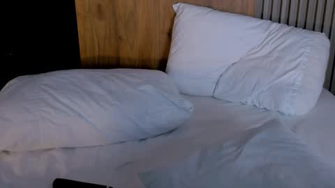 Casandra  online show from January 15, 2025, 10:35 pm