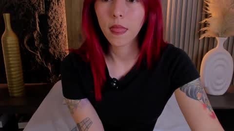 Casandra  online show from September 11, 2025, 7:47 pm