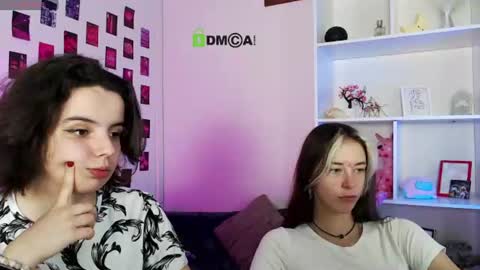 Snapshot of casey_meow_ chatting on June 17, 2026, 8:39 am casey_meow_ online show from June 17, 2026, 8:39 am