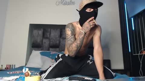 Snapshot of cash_master77 chatting on January 6, 2025, 6:14 am Cash Master777 online show from January 6, 2025, 6:14 am