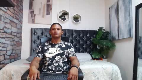 Casike online show from October 31, 2025, 12:11 am