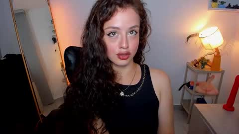Snapshot of cassandra_caiin chatting on October 19, 2025, 10:54 pm Cassie online show from October 19, 2025, 10:54 pm