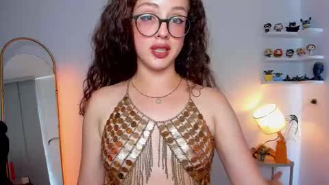 Snapshot of cassandra_caiin chatting on October 25, 2025, 6:35 pm Cassie online show from October 25, 2025, 6:35 pm