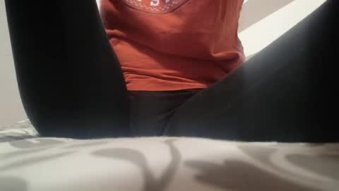 Snapshot of cassandra_joy chatting on November 1, 2025, 1:35 pm Cassandra joy online show from November 1, 2025, 1:35 pm