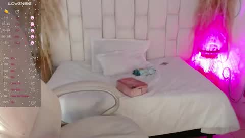 Snapshot of cassandraferran chatting on July 14, 2026, 1:17 pm Cassandra online show from July 14, 2026, 1:17 pm